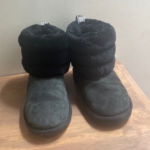 Beautiful black furry girls Ugg size 1